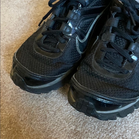 Nike sneakers - Picture 3 of 3